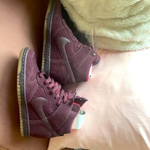 7.5 Nike Dunk wedge heel